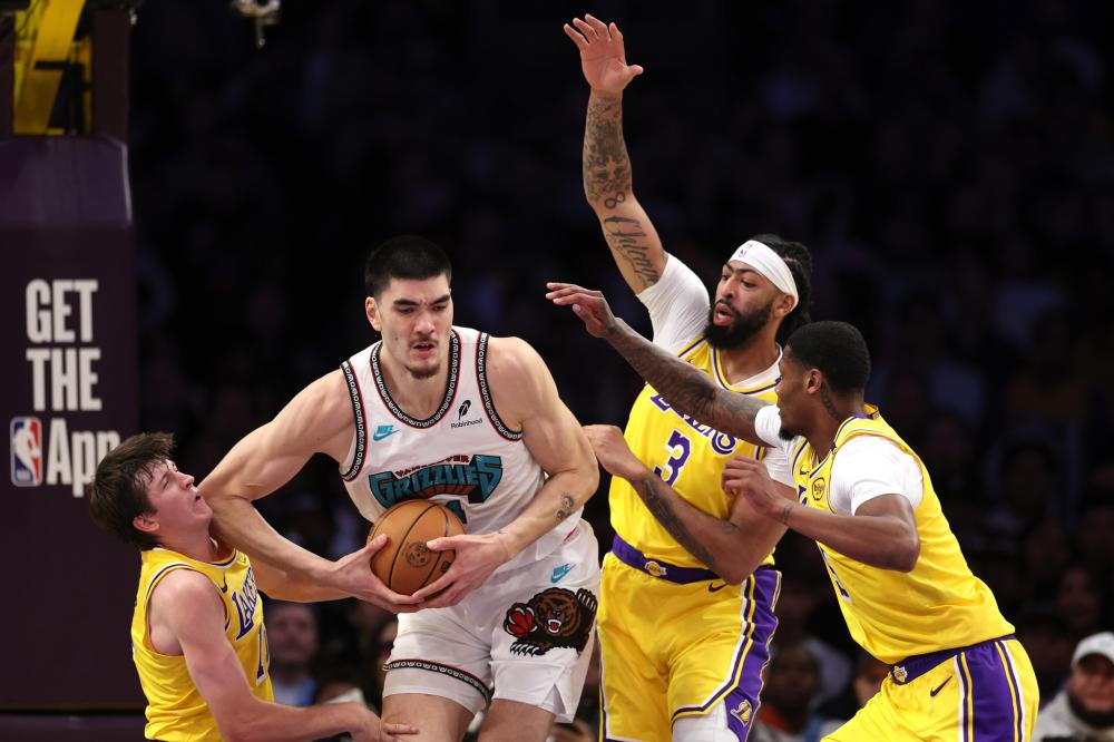 巴黎遇死亡 巴黎遇死亡